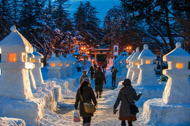 上杉雪灯篭まつり